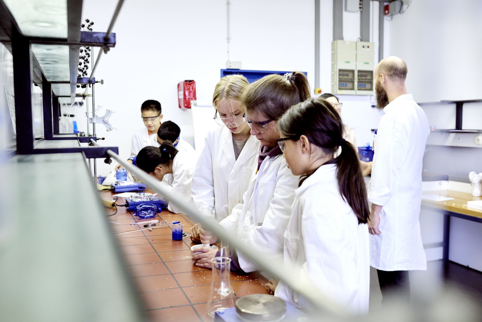 pupils in a lab